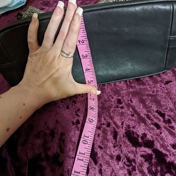 Gray and black logo coach bucket style purse - Picture 12 of 12